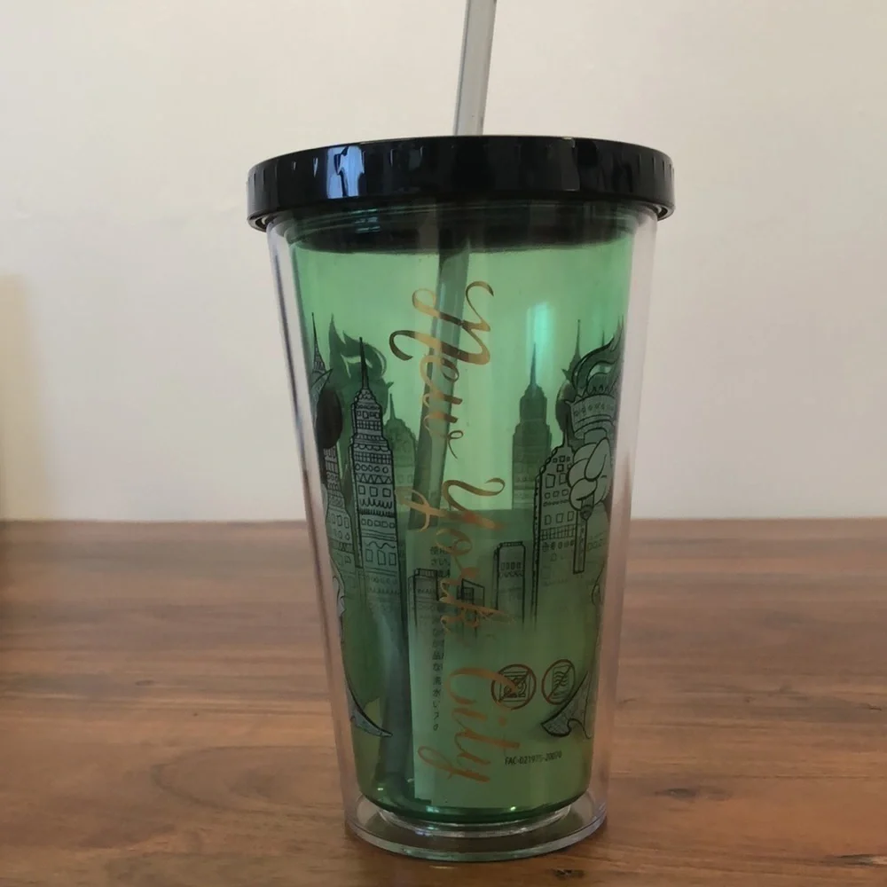 NWT Minnie Mouse Lady Liberty Plastic Tumbler | Disney